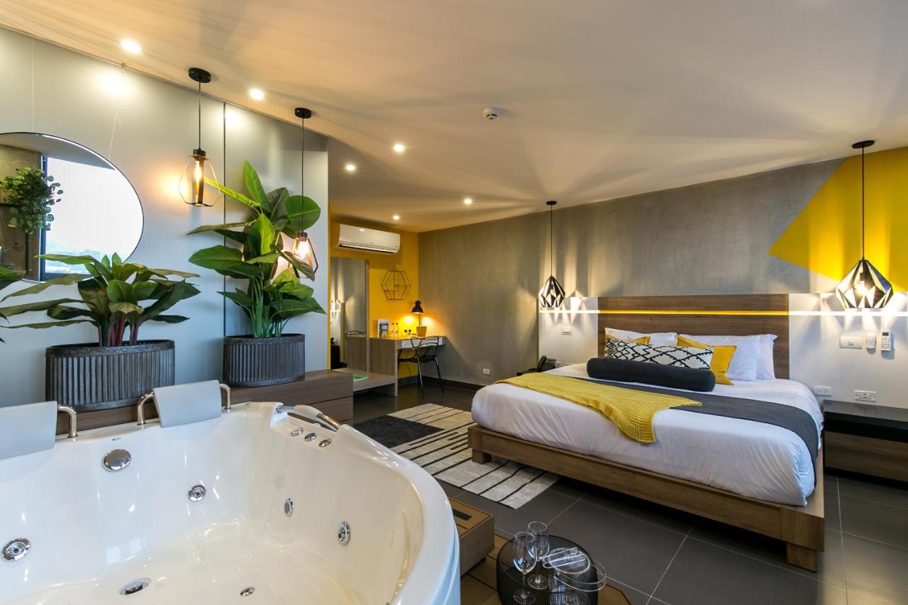 Epic Boutique Hotel Medellin Exterior photo